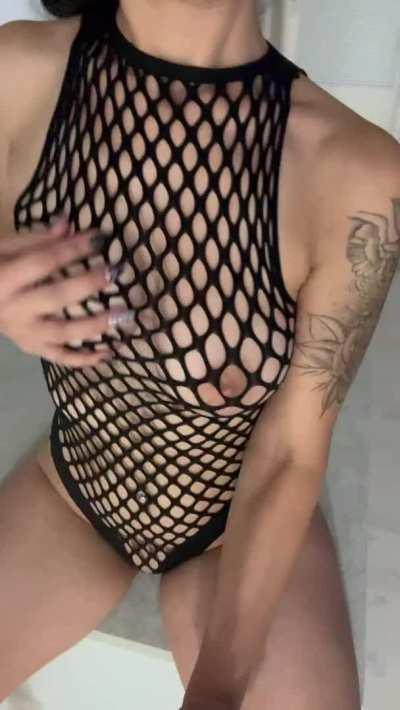 Your new fuckdoll is here and ready to be used as u please