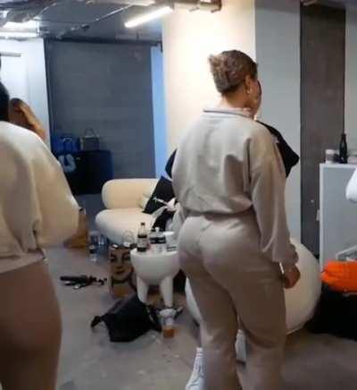 Ana supremacy 😍🙏🍑