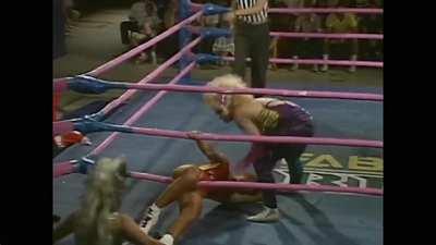 GLOW's Vicky Victory suffers a creative rope bust