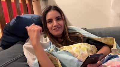 Gooning to getting a blowjob while her friend watches and goons herself, love sneakily getting watched