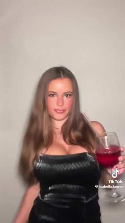 @isabella.lauren