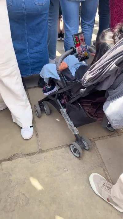 Toddler scrolling on Youtube Shorts