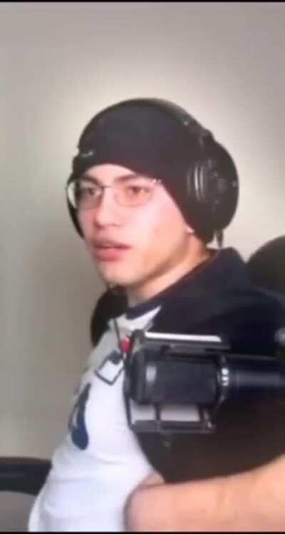 Me lo pasaron por WhatsApp 🤝