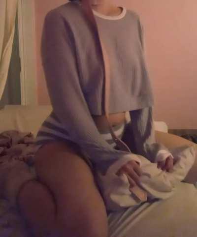 i'll hump my pillow until you get home daddy 😗