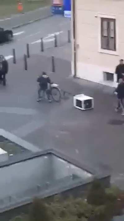 Našel sam to u galeriji u varaždinu sniman video