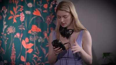 Female Possession. (Bunny and the Shy Ghost: by DixielandFetishes.)