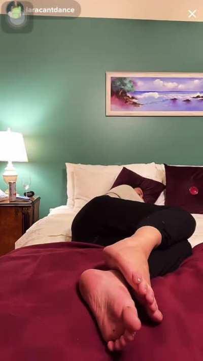 @laracantdance was live from a lovely wonderful Sleepy Sole 🦶🏻 Sunday night!!