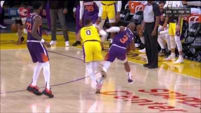 [Highlight] Chris Paul trips Kuzma to draw the foul