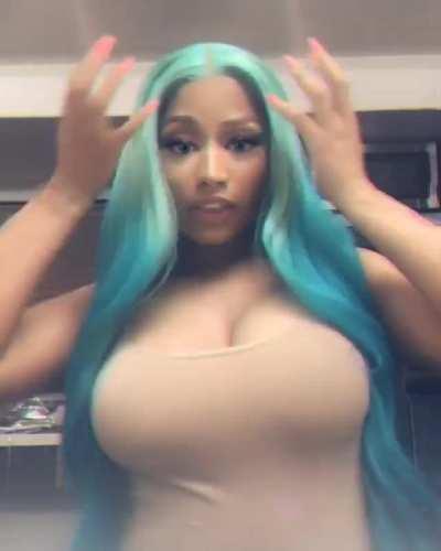 [Discord: DaddyH#5170] Looking for a Nicki Minaj to own my BWC