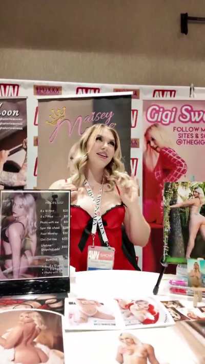 Maisey Monroe At Her AVN Booth