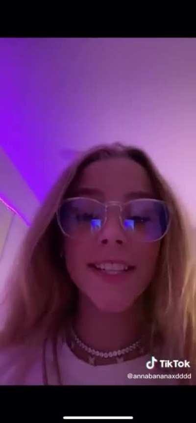 u_Brilliant-Swimmer294 - Video #6262