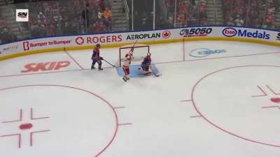 Stuart Skinner glitch goal