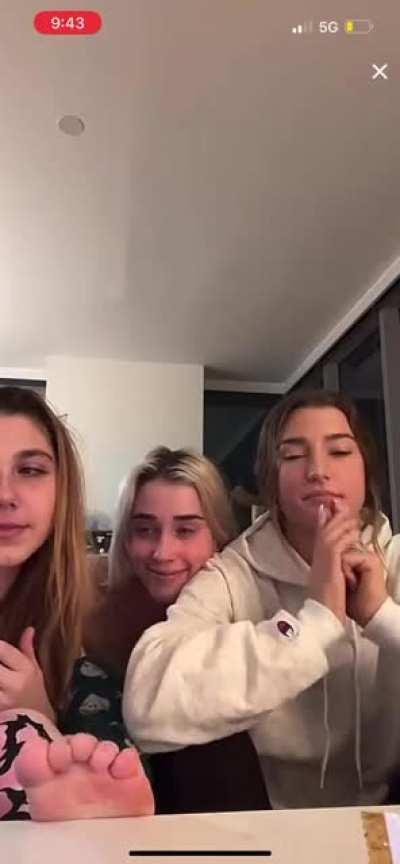 Blond girl needs looks hungry😋 @dirtyfeetbabe