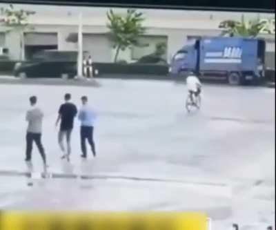 С таким им везением можно в лотерею играть