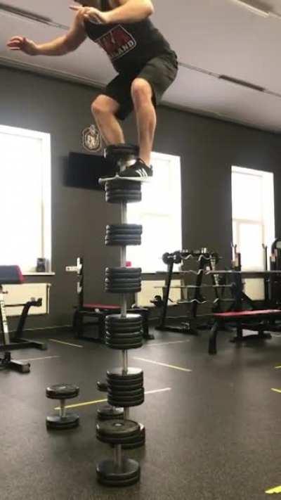 Just two gym bros in the gym doing what they do...spot me bro...