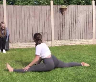 Round grey mounds 😍🍑