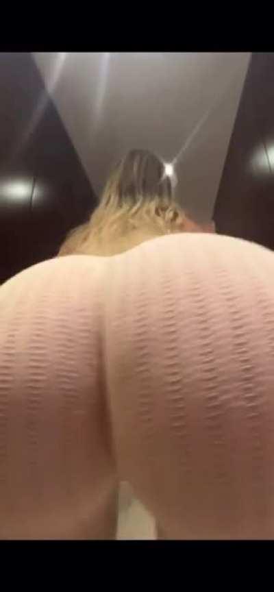 Big white booty walking