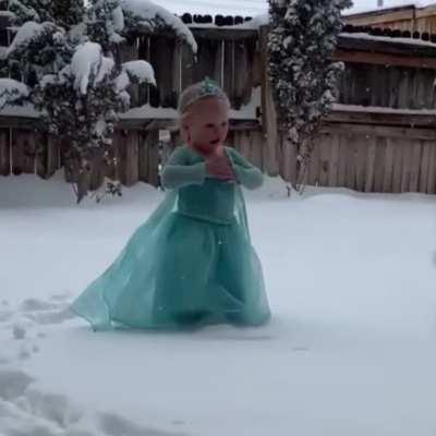 2-year-old re-enacts her favorite Frozen scene