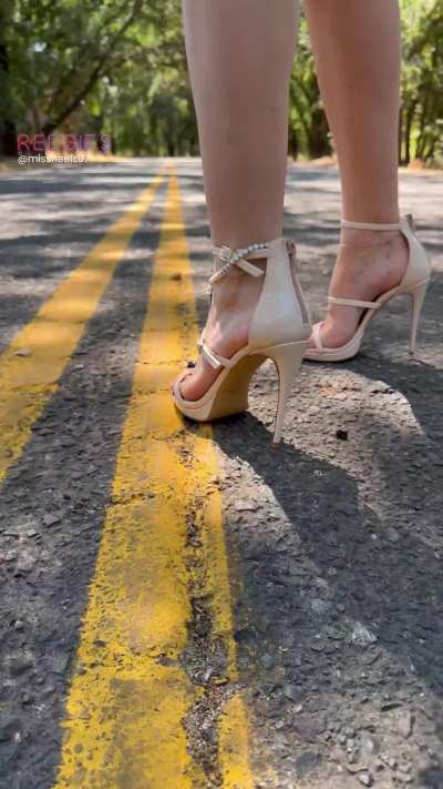 A little journey with classic heels, ready to make every step worth it!