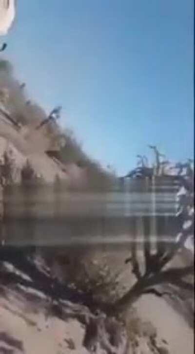 HMRB im doing hot guy stuff😤