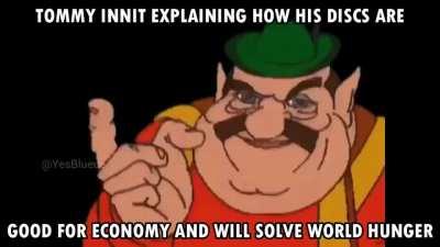 Minecraft YouTubers Explaining - (explaining meme)