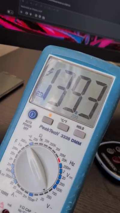 And I was wondering, why I had this strange tingling feeling, when touching my heating element with my hands :D