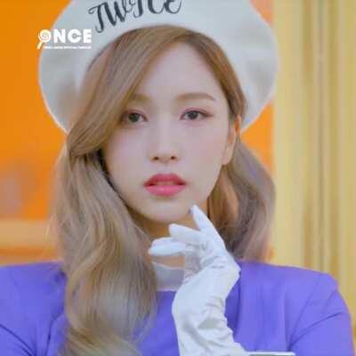 210224 - Stunning Mina