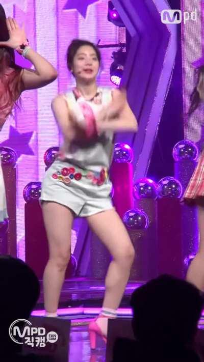 Dahyun dancing on 