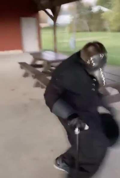 Plague-angster: Legendary companion, +99% disease resistance, -500 reputation with anti-mask faction