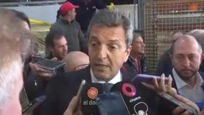 Argentina, un lugar donde le hacen una pregunta de econom&iacute;a al ministro de econom&iacute;a y se enoja