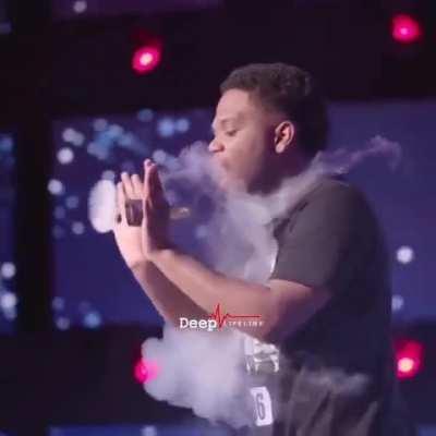 Jaxell Frias, the smoke bender