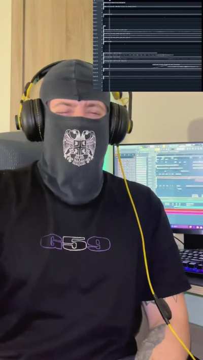 This Gass or Pass ?? Happy Thursday my bross 🔥 🔥 what do yall think of this combo