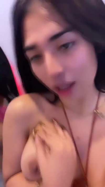 19 [F4M] down for some sexting raw joi custom pics and vids or facetime DISCORD/KK/TG: itsmejoanbb SC: itsplayerjoan