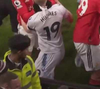 Behind angle of Casemiro Collar Pull