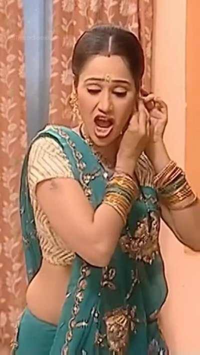 Daya Bhabhi Sexy and Milky Navel 🤤🤤