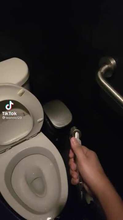 isang pindot ka lang