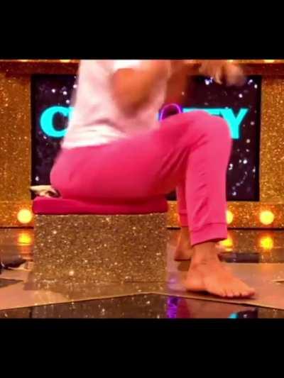 Holly Willoughby(How long can you last?)