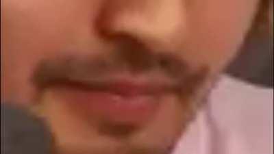 i don't drink wine, so can someone tell me if stirring pekora juice like this is normal.