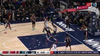 [Highlight] Ant lobs it up to Gobert to give the Timberwolves a 20 point lead 7 minutes into the game