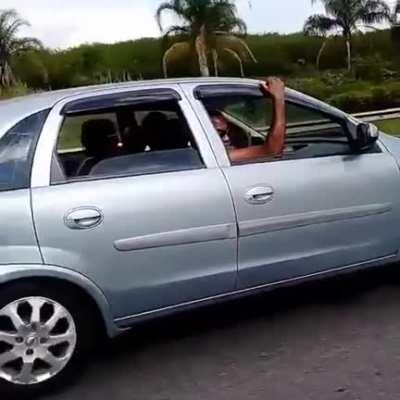 Brasil sendo Brasil como sempre kkkk