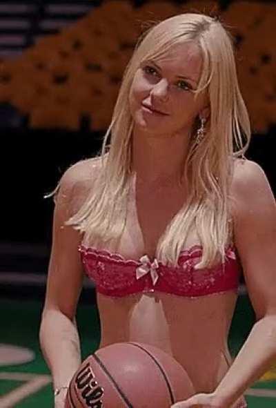 Anna Faris' hotness is incredibly underrated.