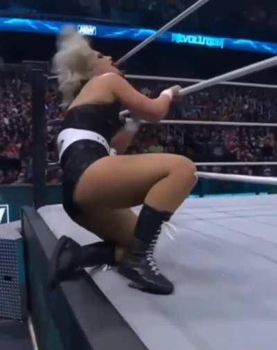 Toni Storm 