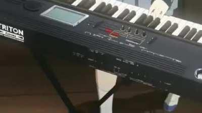 I think I missed this episode of k-on