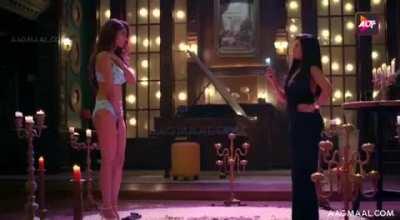 Bollywood ki hot randii actress ko nanga karke uski hot mms banai link in description for full video hot