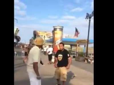 Learn how to duck before you mess with street vendors