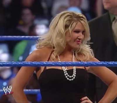 Jillian Hall entrance - Smackdown 2006