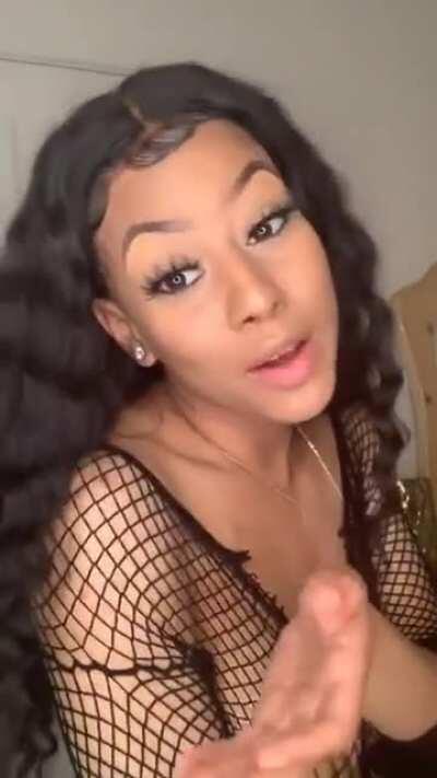 I never heard a bitch with money say some shit like this go off though 🤣