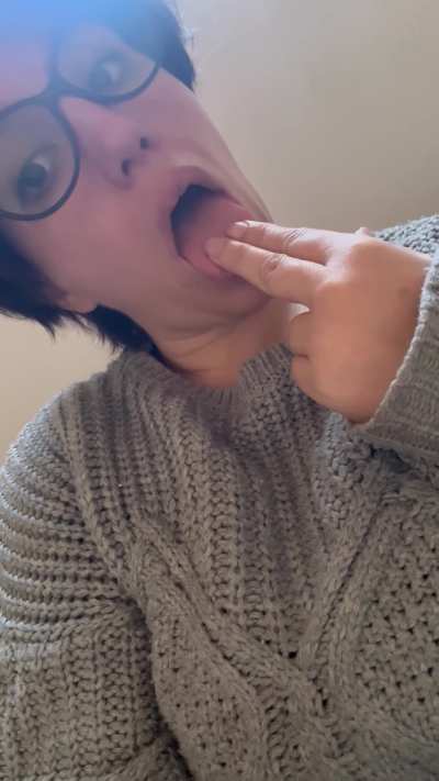 My fingers in my mouth… I control your hunger, your breath, your mind.