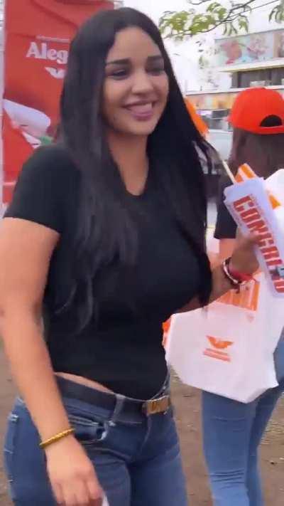 If i was still in mexico, I’de voting for her 🙏🏽