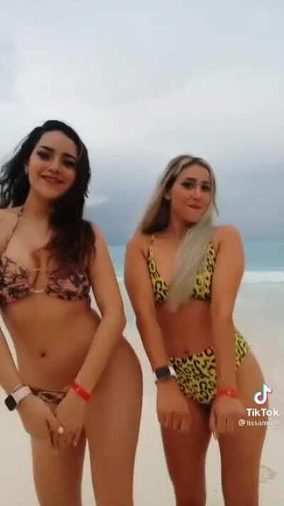 Ya sube lo que subía a su onlyfans a tiktok esperemos y ya suba mejores cosas al only